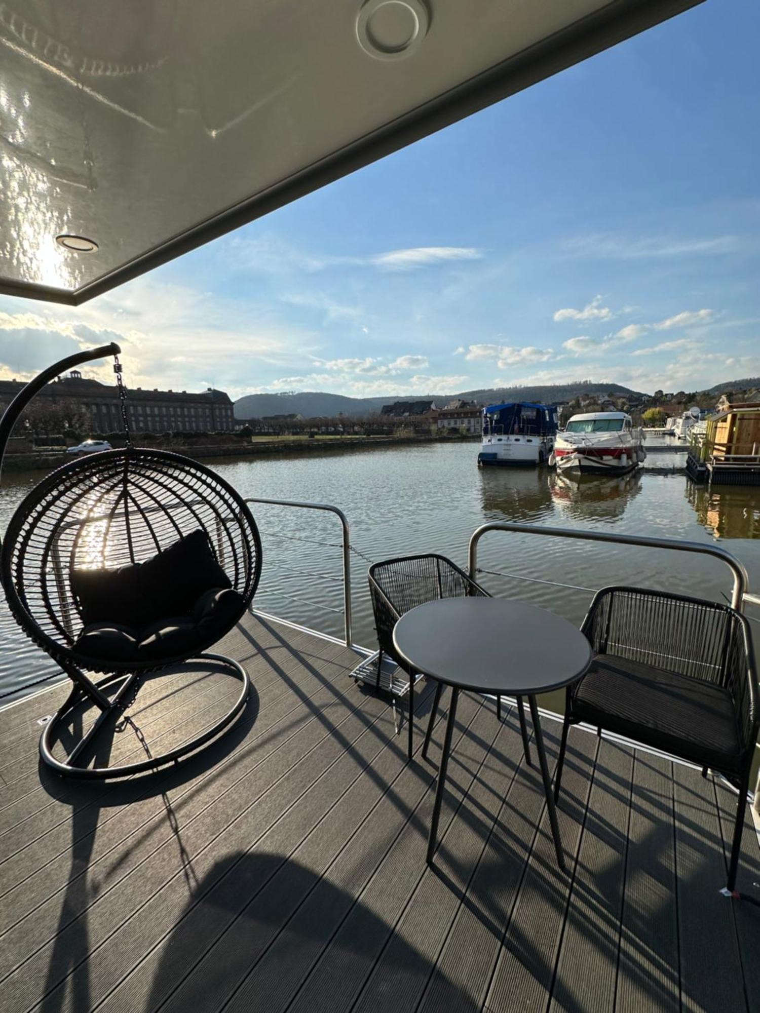 Bateau-hôtel L'escale Royale - Rhin - Strasbourg Saverne